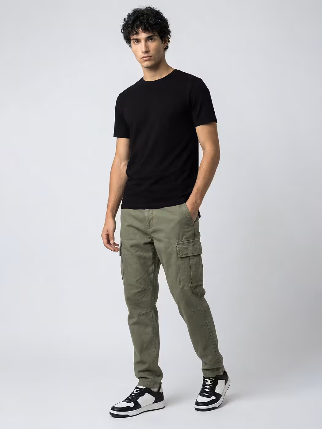 Men's Plain Black Half Sleeve Round Neck T-Shirt 4